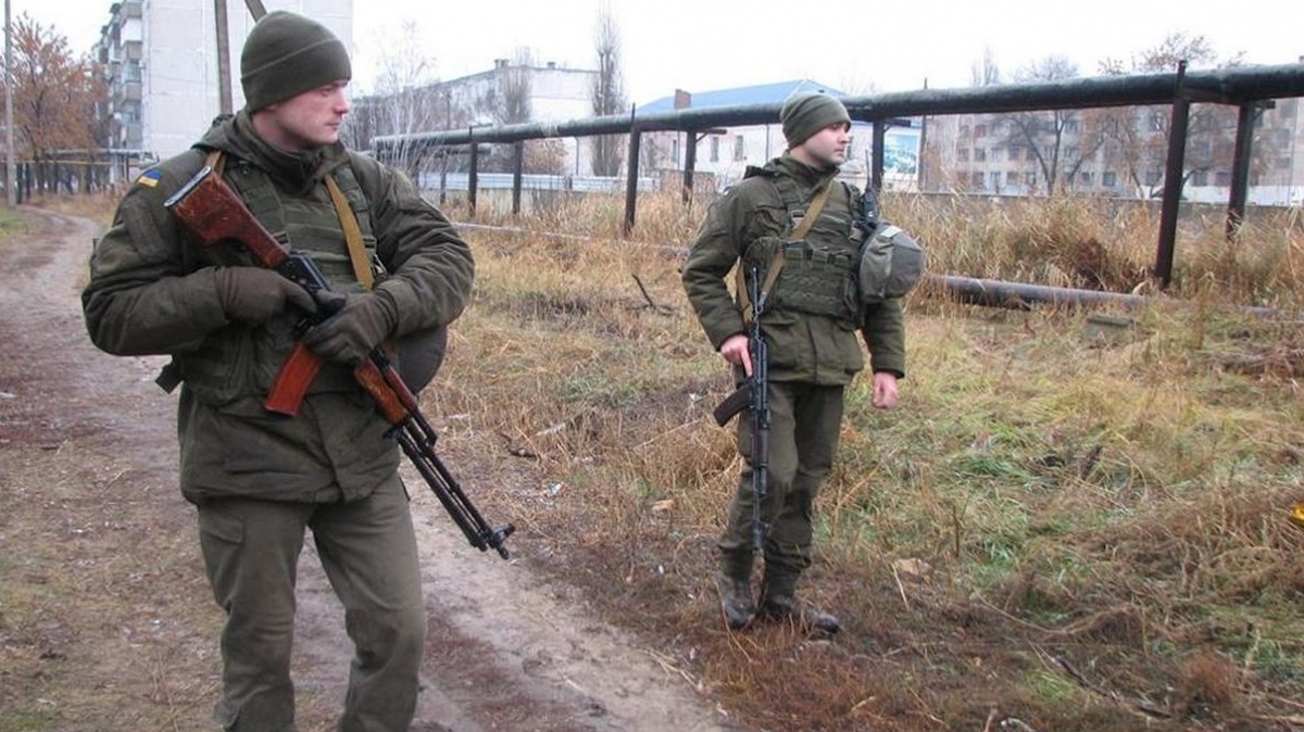 Пакет с мусором наделал шума в воинской части Павлограда