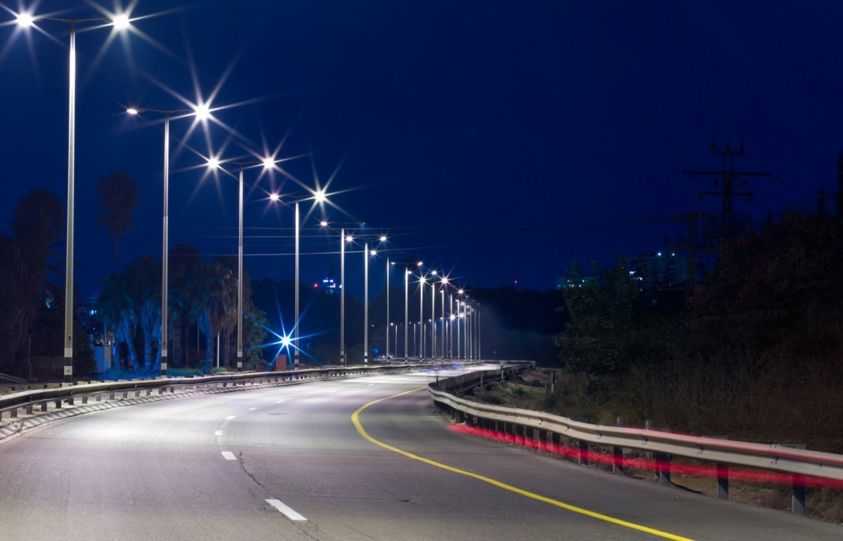 Павлоград экономит на уличном освещении почти полмиллиона гривен в год