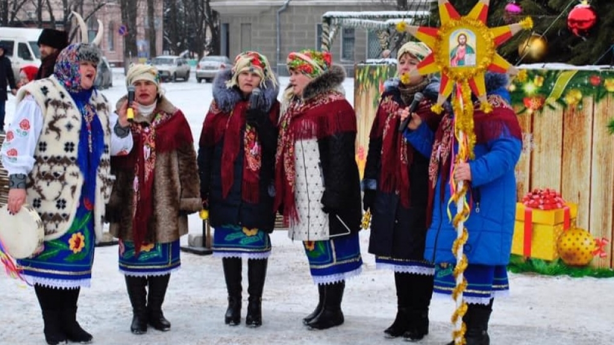 В Павлограде встретили Рождество с колядками и угощениями