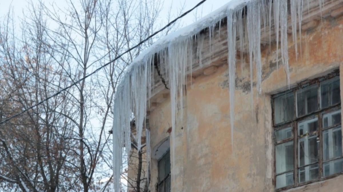 В мерии Павлограда напомнили о надвигающемся сезоне сосулек