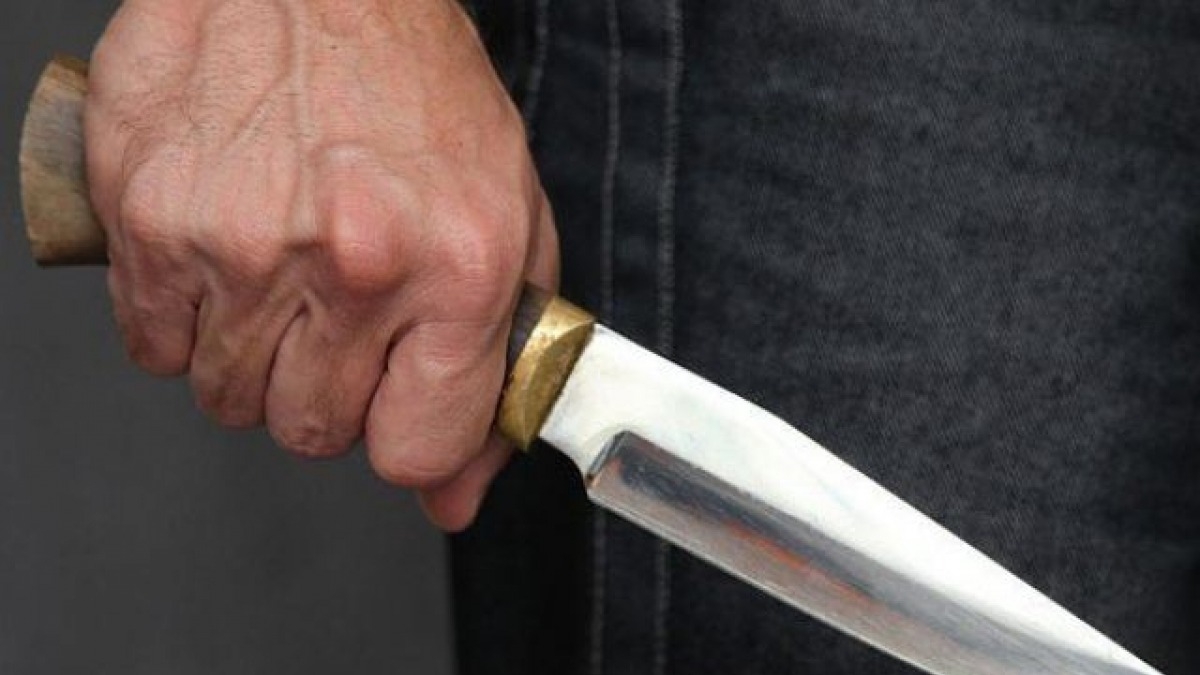 В Павлограде под стражей оказался бывший заключенный, во время употребления алкоголя нанес знакомому ножевые ранения