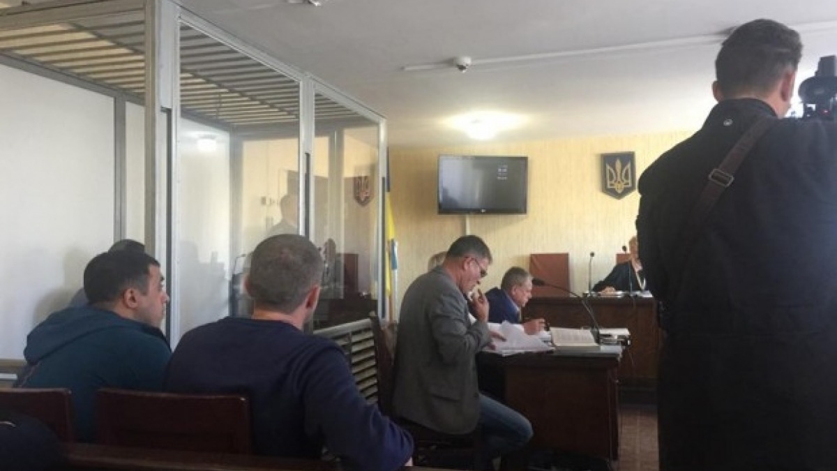 Очередное судебное заседание по делу об избиении в Павлограде сотрудника газеты - обвиняемые просят поменять судью