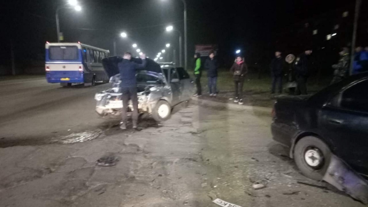 Маштабное ДТП в Павлограде на улице Днепровской - есть пострадавшие